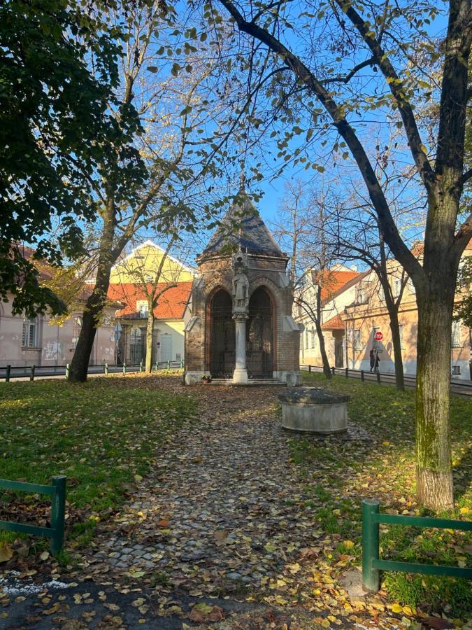 Historic Center-Lovely Nature Zágráb Kültér fotó